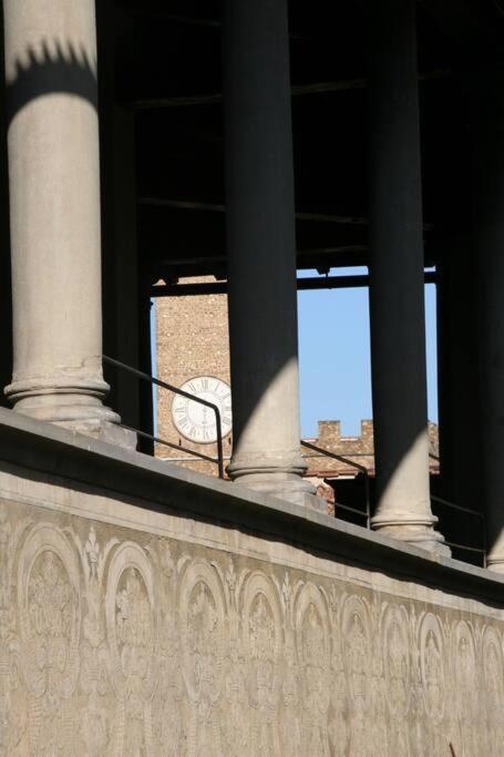 Dreaming Apartment In An Ancient Tower Florenţa Exterior foto